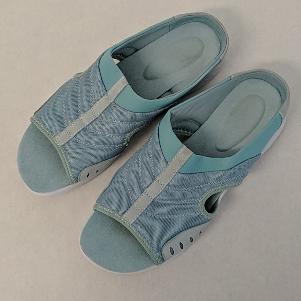 Easy spirit sandals